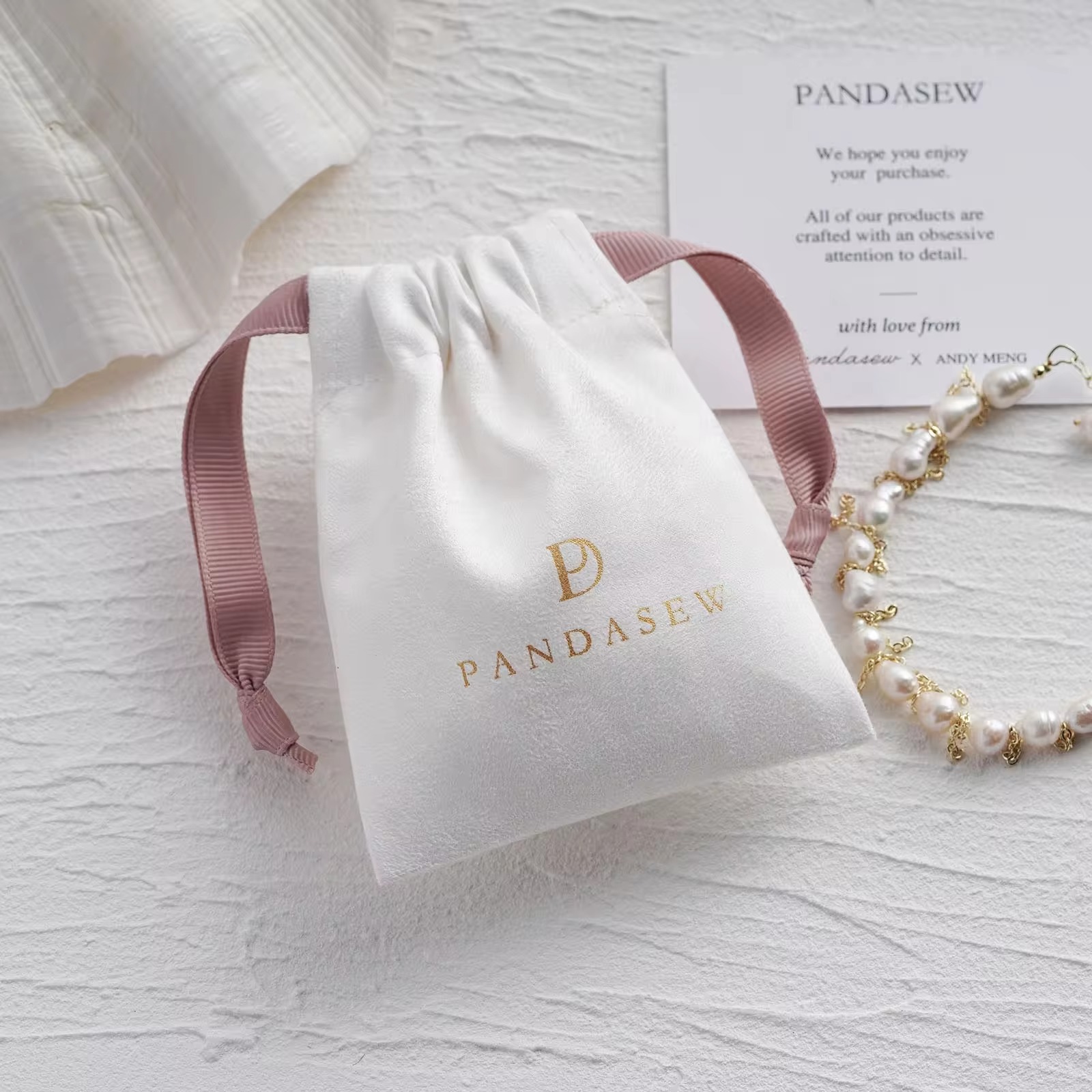 Luxe suède trekkoordtasje met  - Luxury Bags For School recensie en prijs